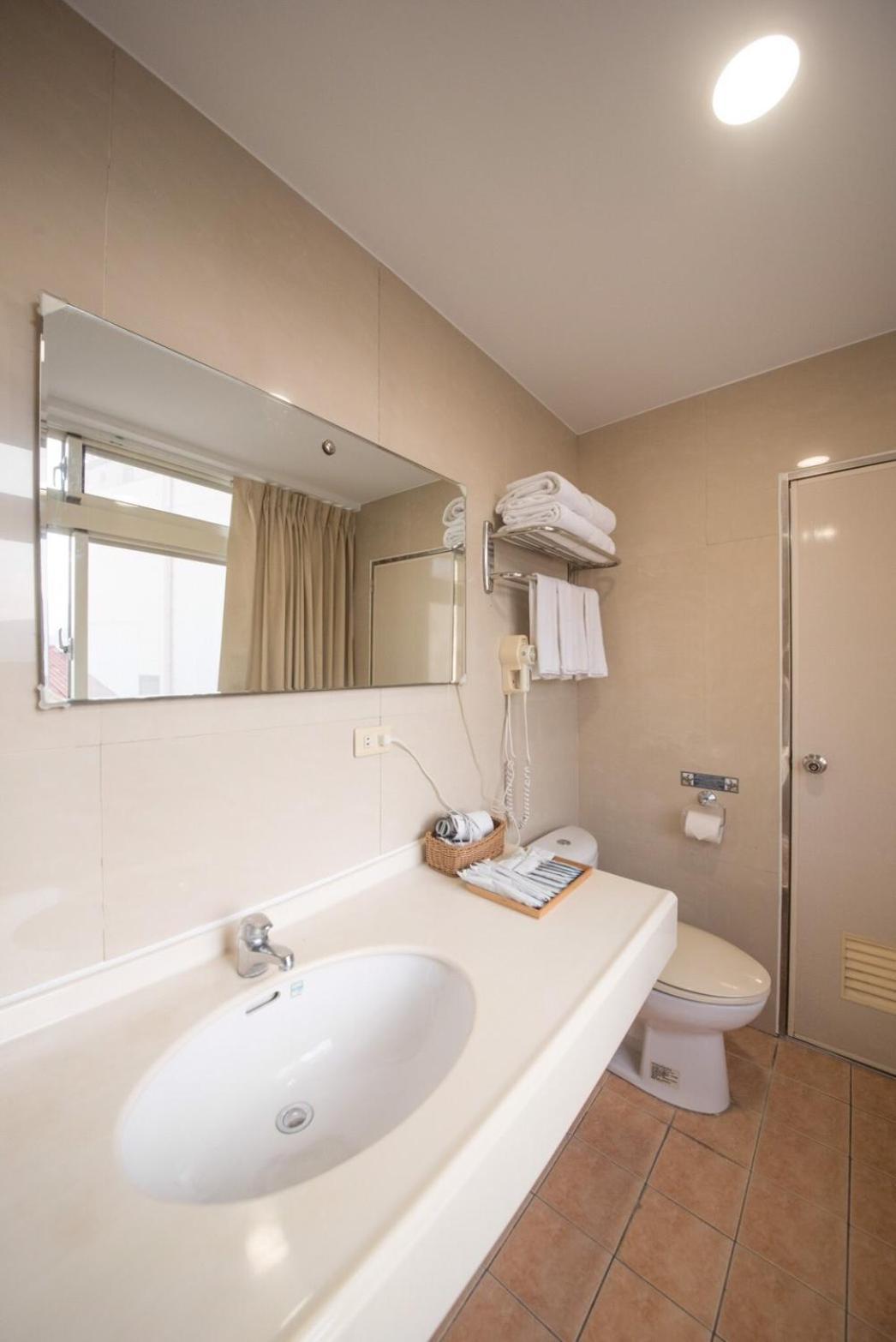 יוצ'י Deer Traveler Hostel מראה חיצוני תמונה